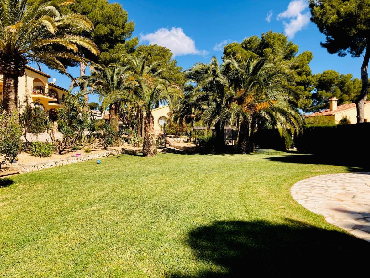 Apartamento con terraza en complejo con 2 piscinas Apartamento Moraira Exterior foto